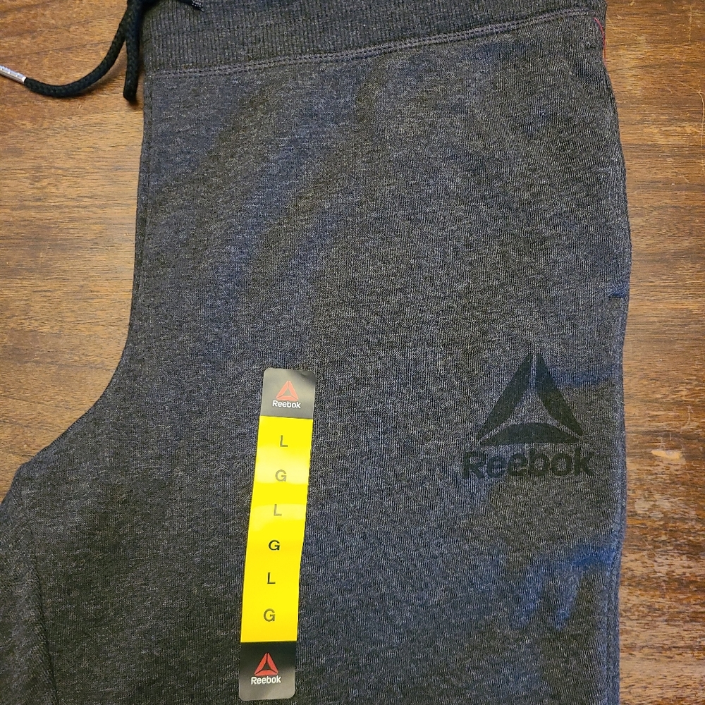 Reebox Jogger Womens Large New with Tags